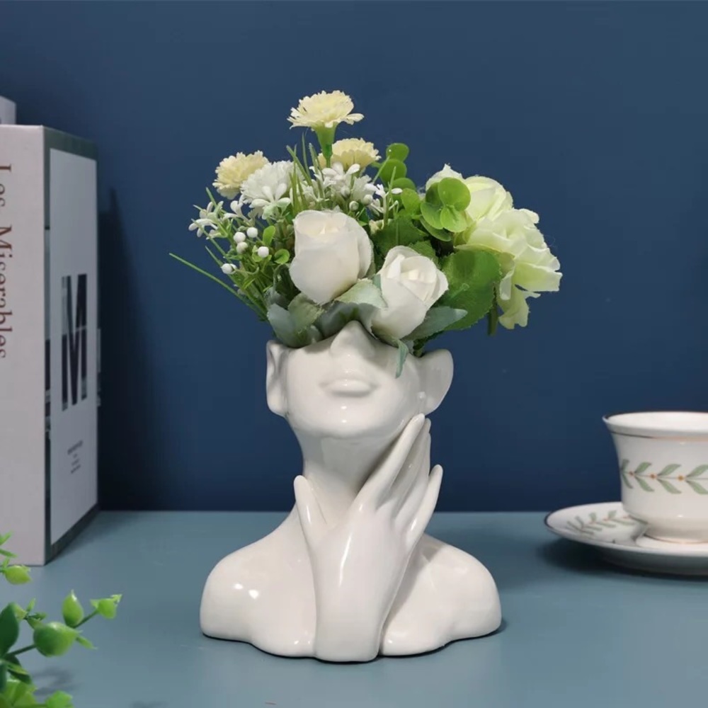 Lady Muse Sculpture